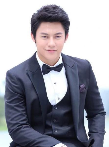 泰国男明星唱歌,泰国男明星音乐之旅